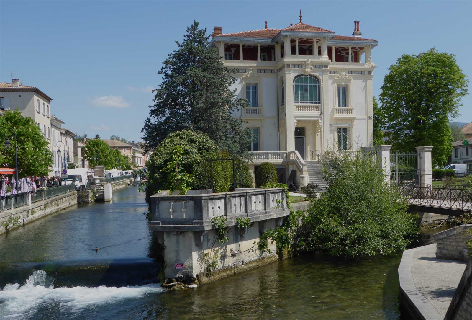 L'Isle de Leos, L'Isle sur la sorgue